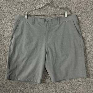 Travis Mathew Men's Size 42 Gray Polyester Chino Shorts